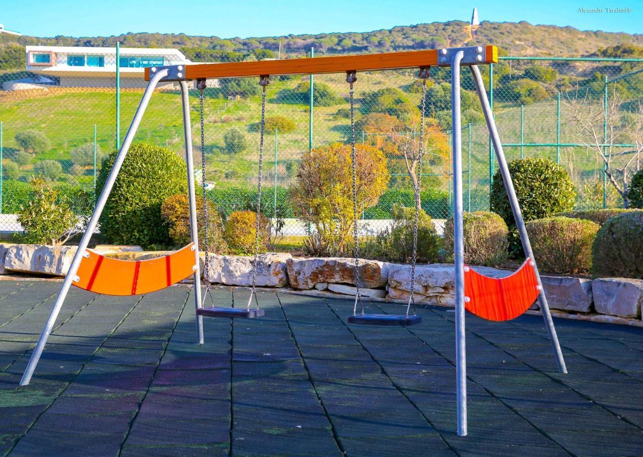 Luzbay Pool Apartments Exteriör bild